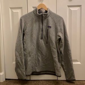 Patagonia men’s better sweater (medium)